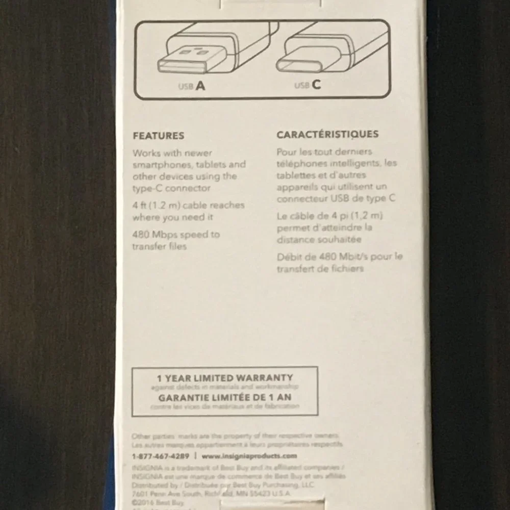 Insignia 4ft. USB C Charge/Sync Cable NS-MCAB4-C